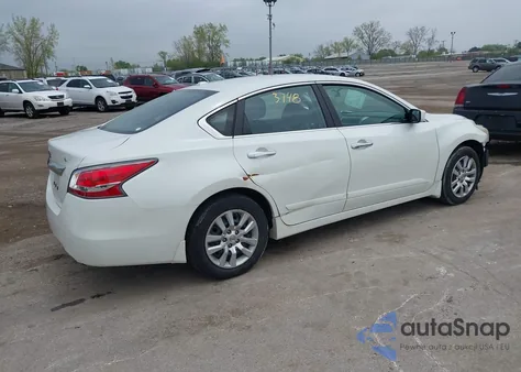 2015 Nissan Altima 2.5 S from USA, damaged, VIN 1N4AL3AP6FN328923